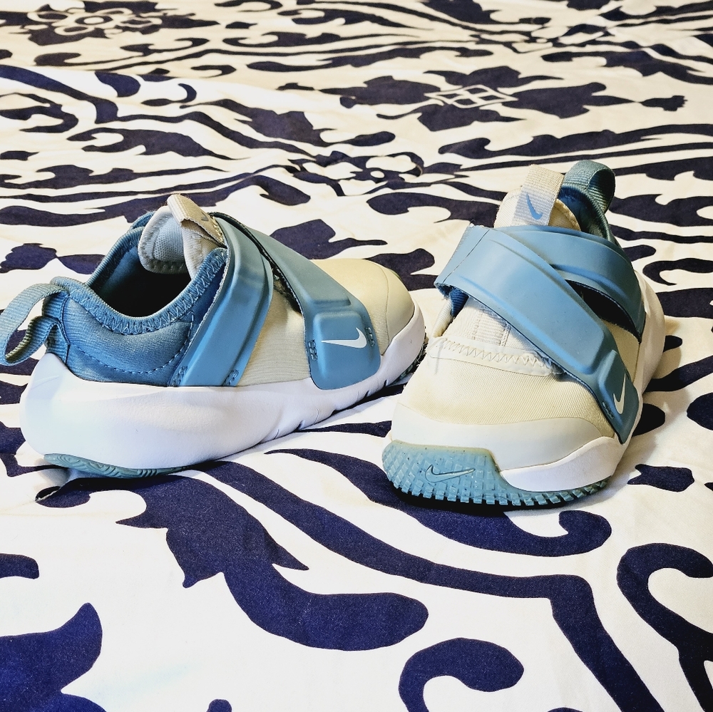 Nike Flex Advance SE Little Kids' Easy On/Off Shoes 8c